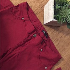 Brick-red skinny jeans